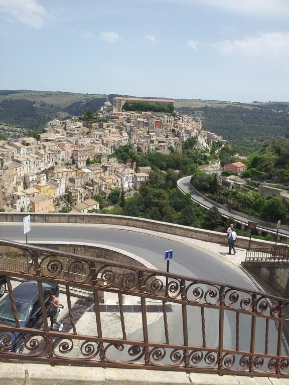 Cirasa Villa Ragusa Luaran gambar